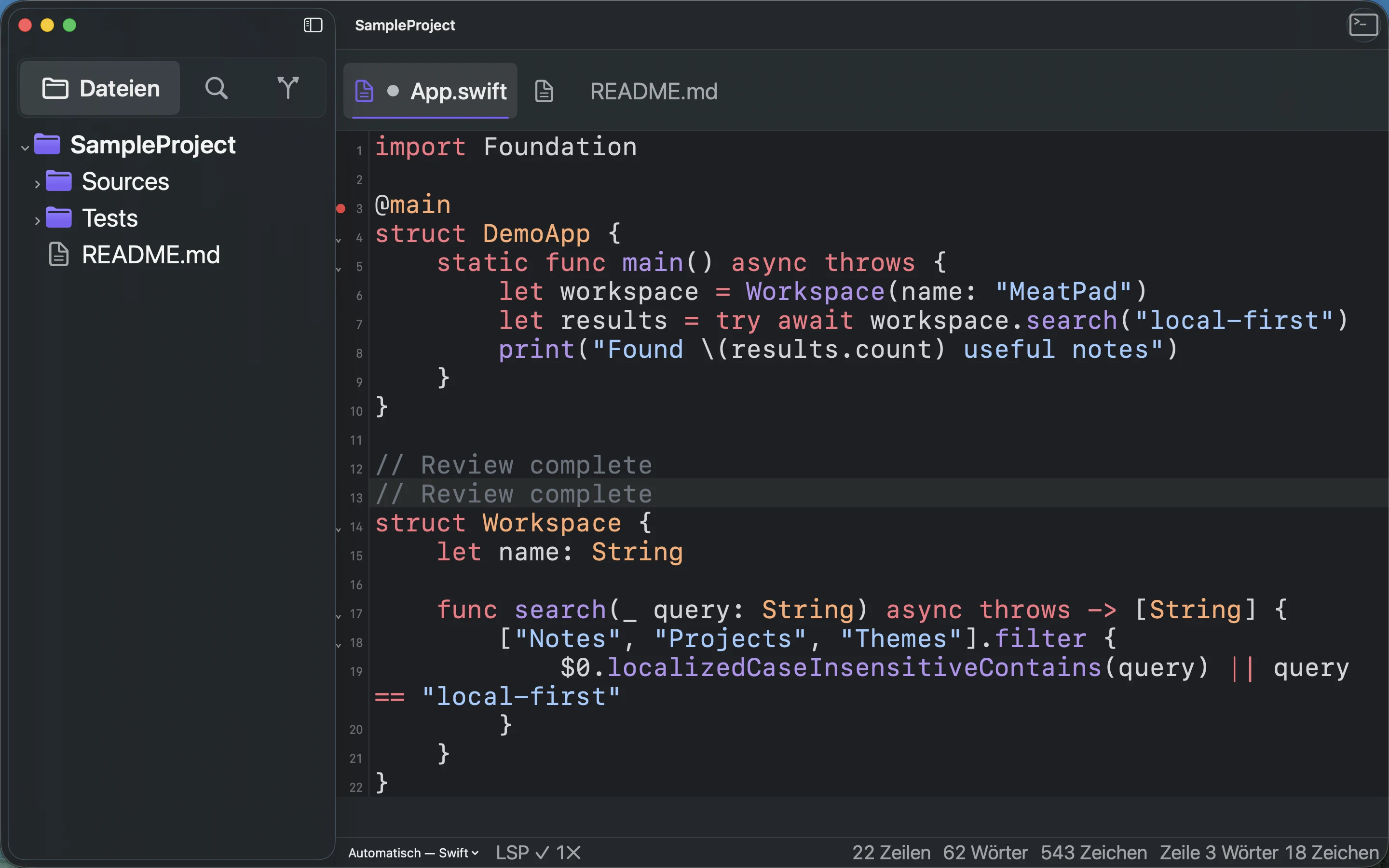 MeatPad version 0.31.4 de — Der Projekteditor nach Aufzeichnung und Wiedergabe eines Makros zum Einfügen eines Kommentars.